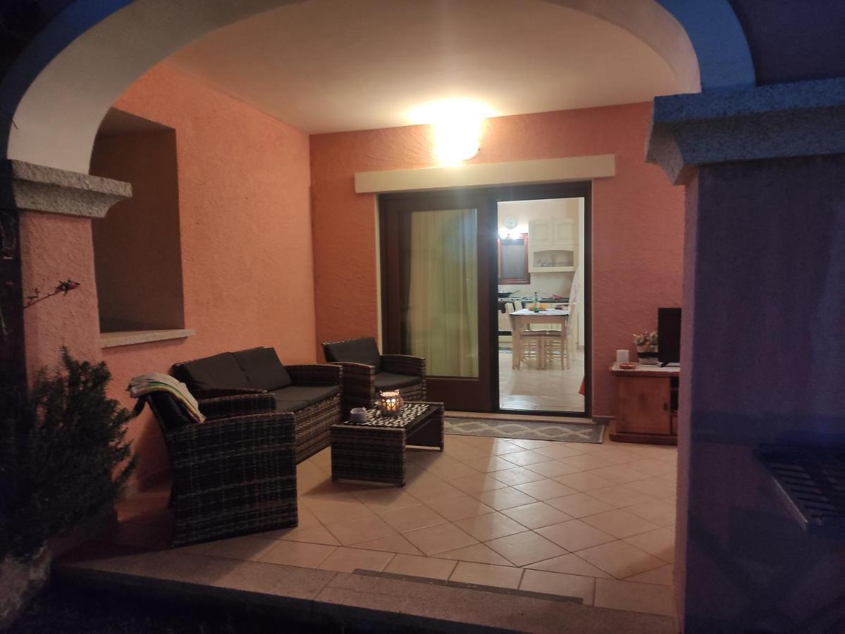 Residence Cala Moresca 15 Golfo Aranci Exterior photo